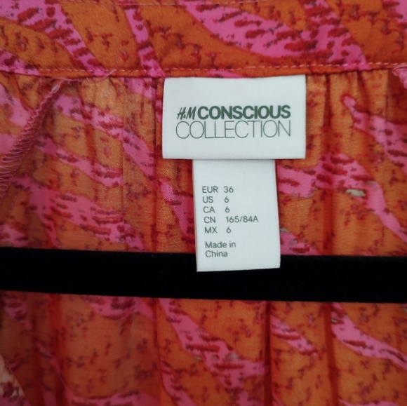 H&M Conscious Collection coral & pink satin animal print puff sleeve tunic top - Picture 10 of 11